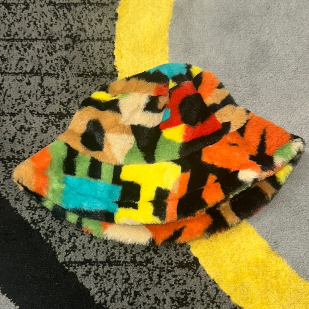 Furry bucket hat